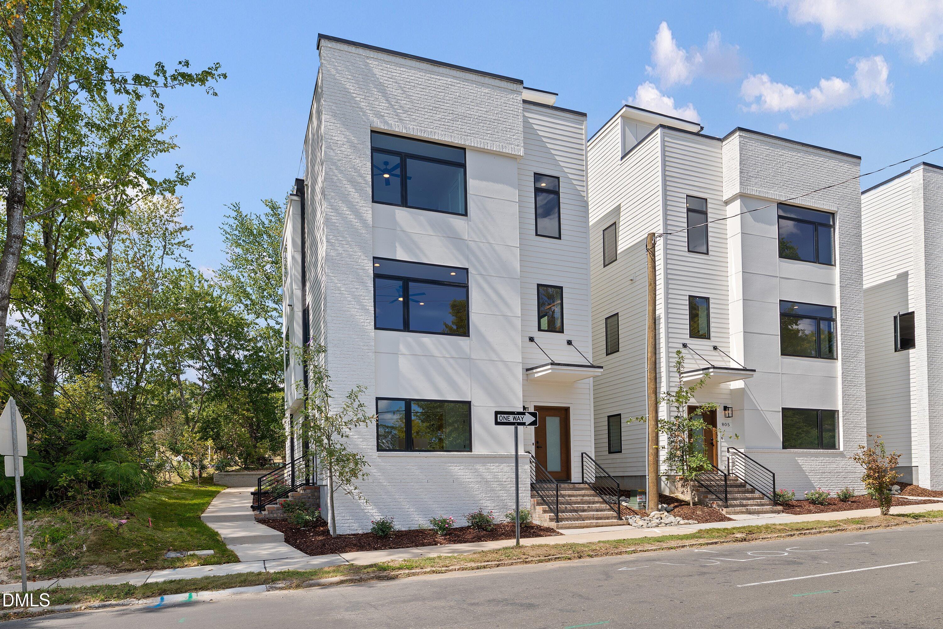 801 N Roxboro Street
