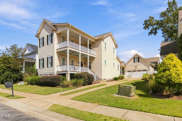 90 ELLEN CIR, CLAYTON, NC 27527 - Image 80b98f33207bf4cbc3b1e5a2a9d646c7/1746118513