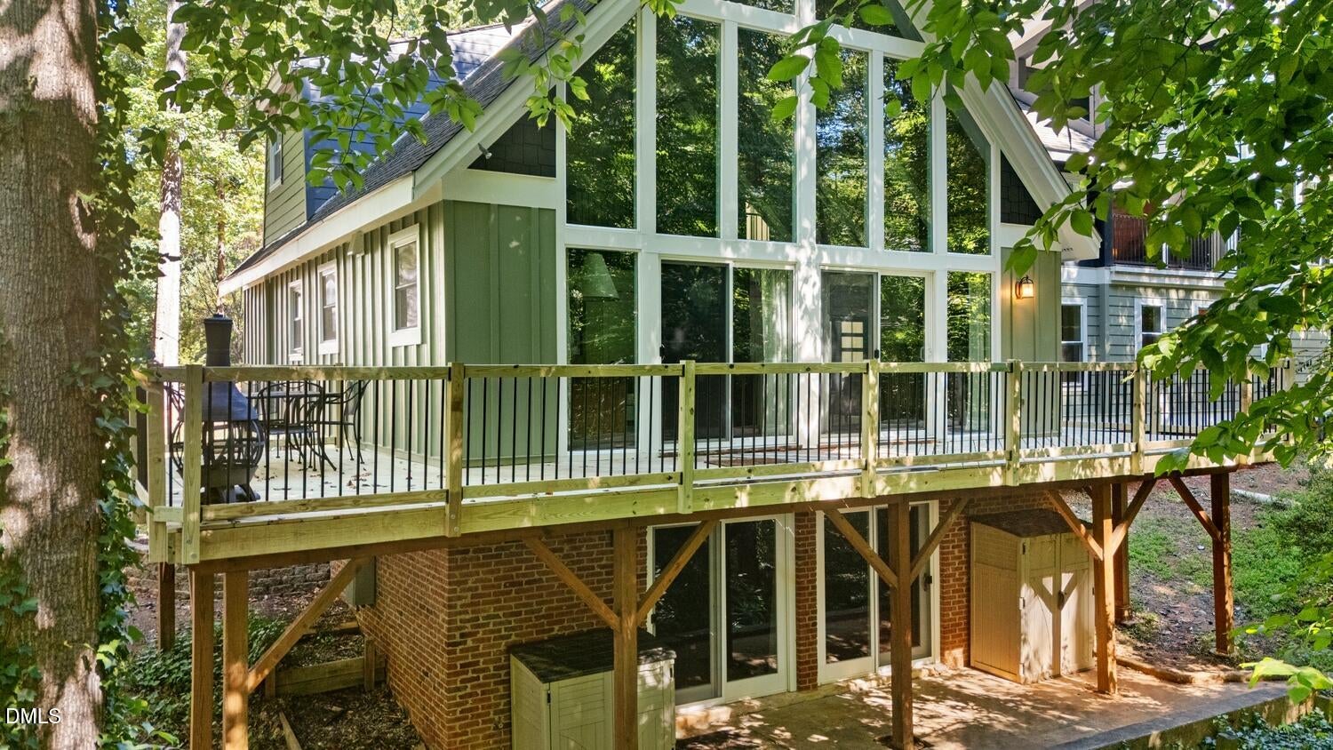 1009 Collins Drive