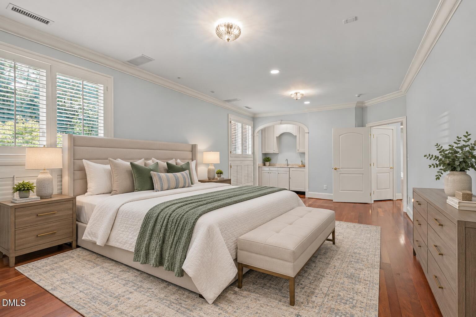 11204 Trescott Court