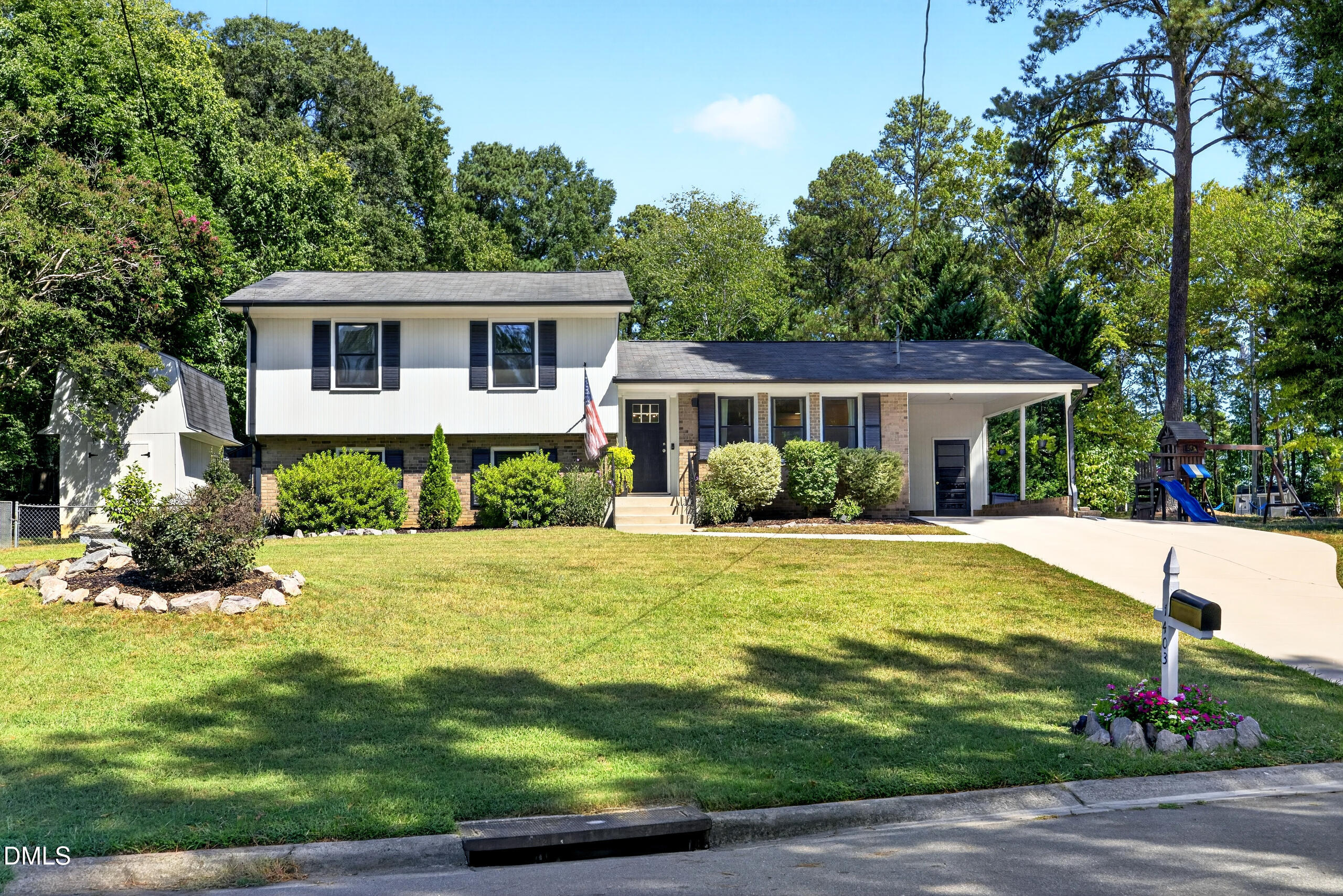 1403 Maple Avenue