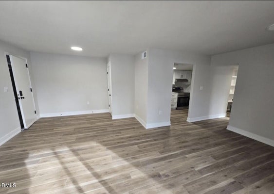 500 UMSTEAD DR # 306, CHAPEL HILL, NC 27516 - Image 81d096359dccf2faf9f0204512c0e5ca/1367307347