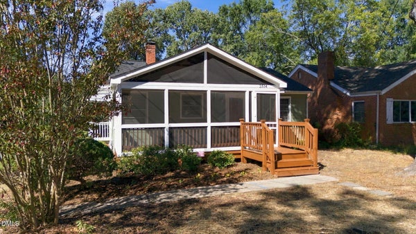 2514 CHAPEL HILL RD, DURHAM, NC 27707 - Image 82418b6d2fc92cdcd91fda5bbb9a2b07/392469521