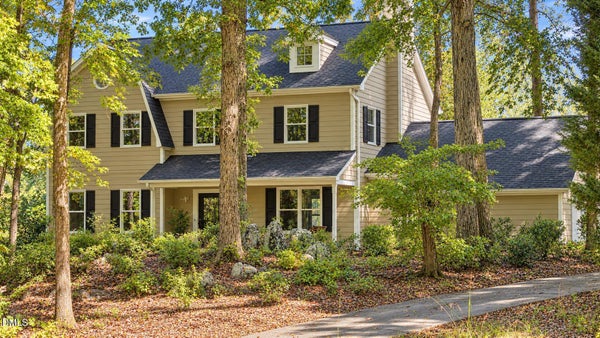107 QUAILVIEW DR, CHAPEL HILL, NC 27516 - Image 8367605dcb86b434e8f078a33aa762cc/3242950995