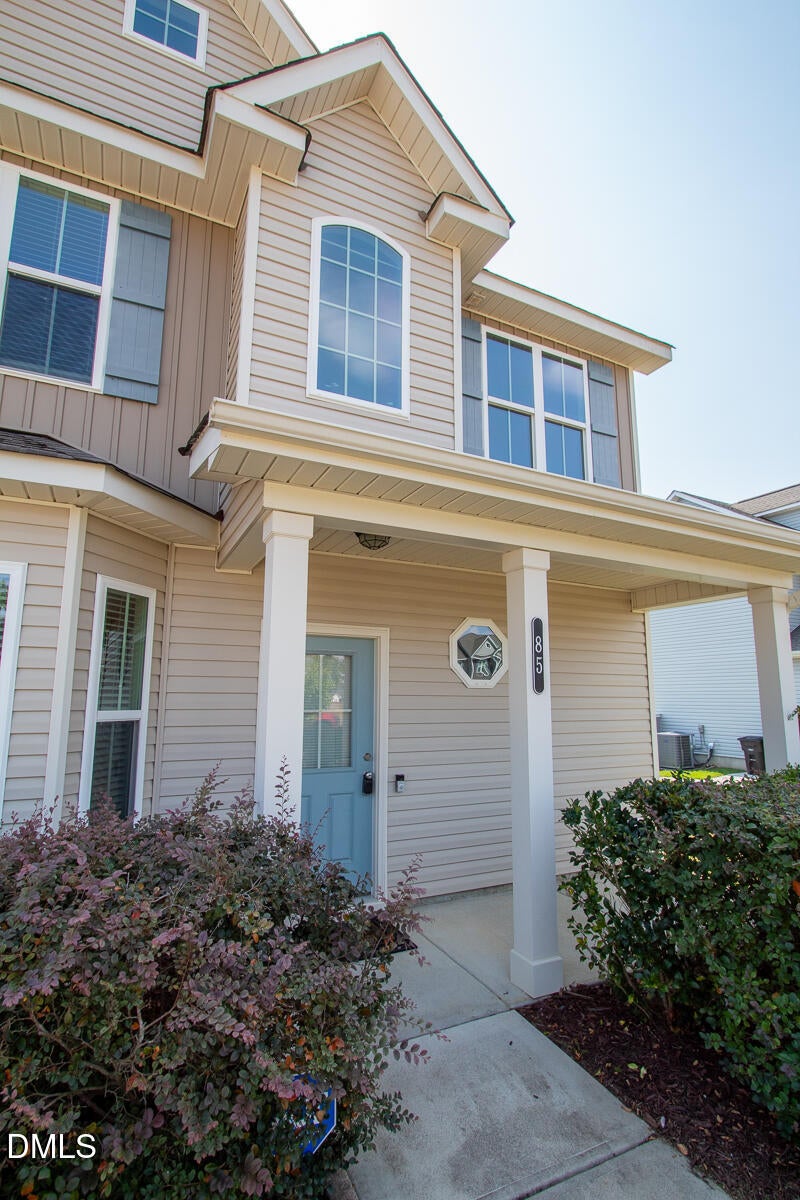 85 Squire Street