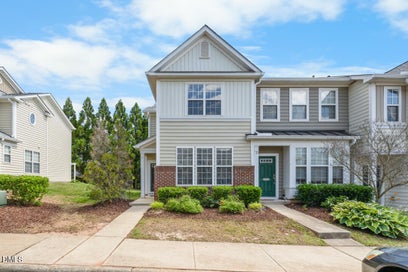 7831 Silverthread Lane Raleigh NC 27617