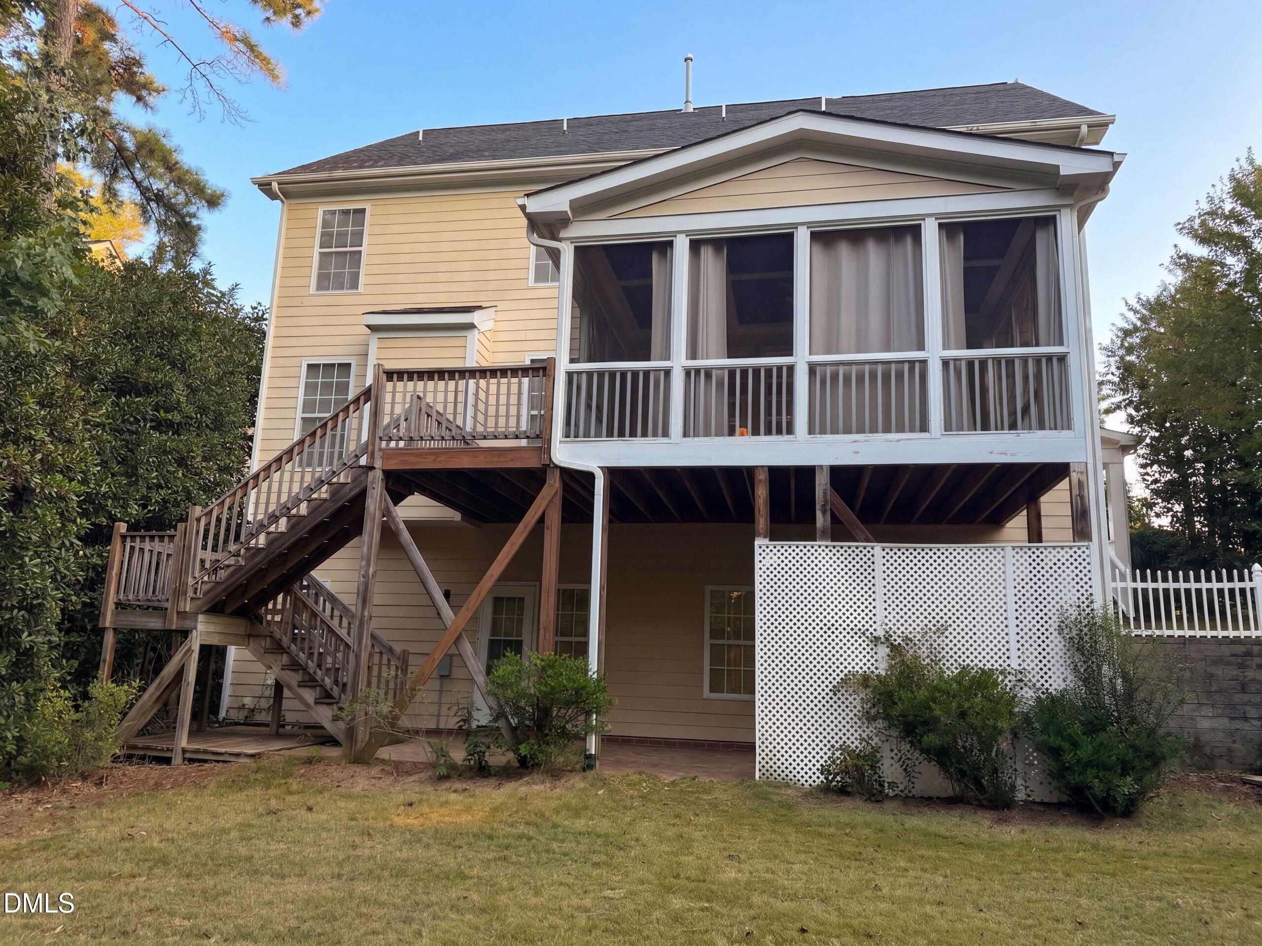 101 Gillyweed Court