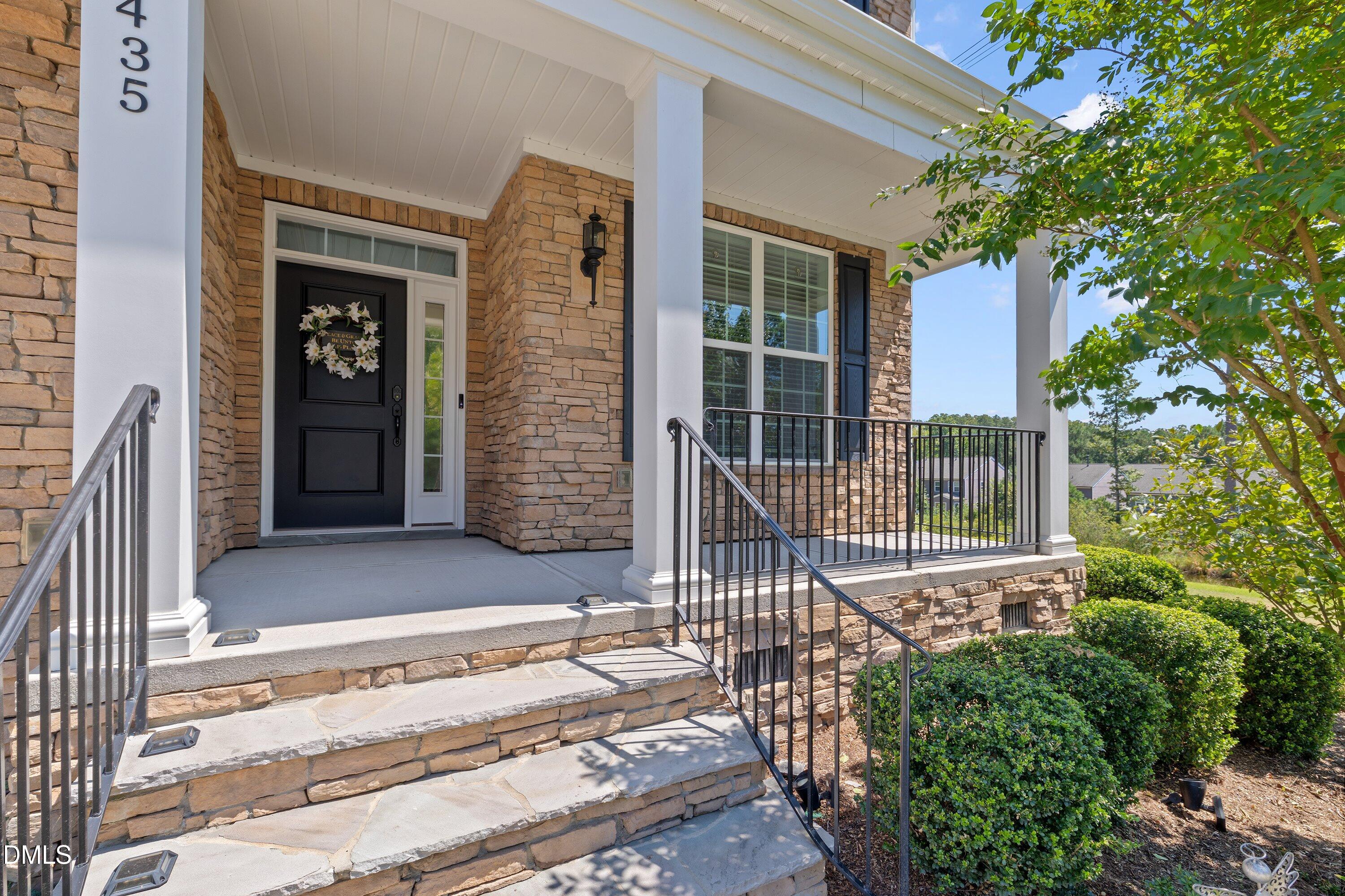 435 Gartrell Way