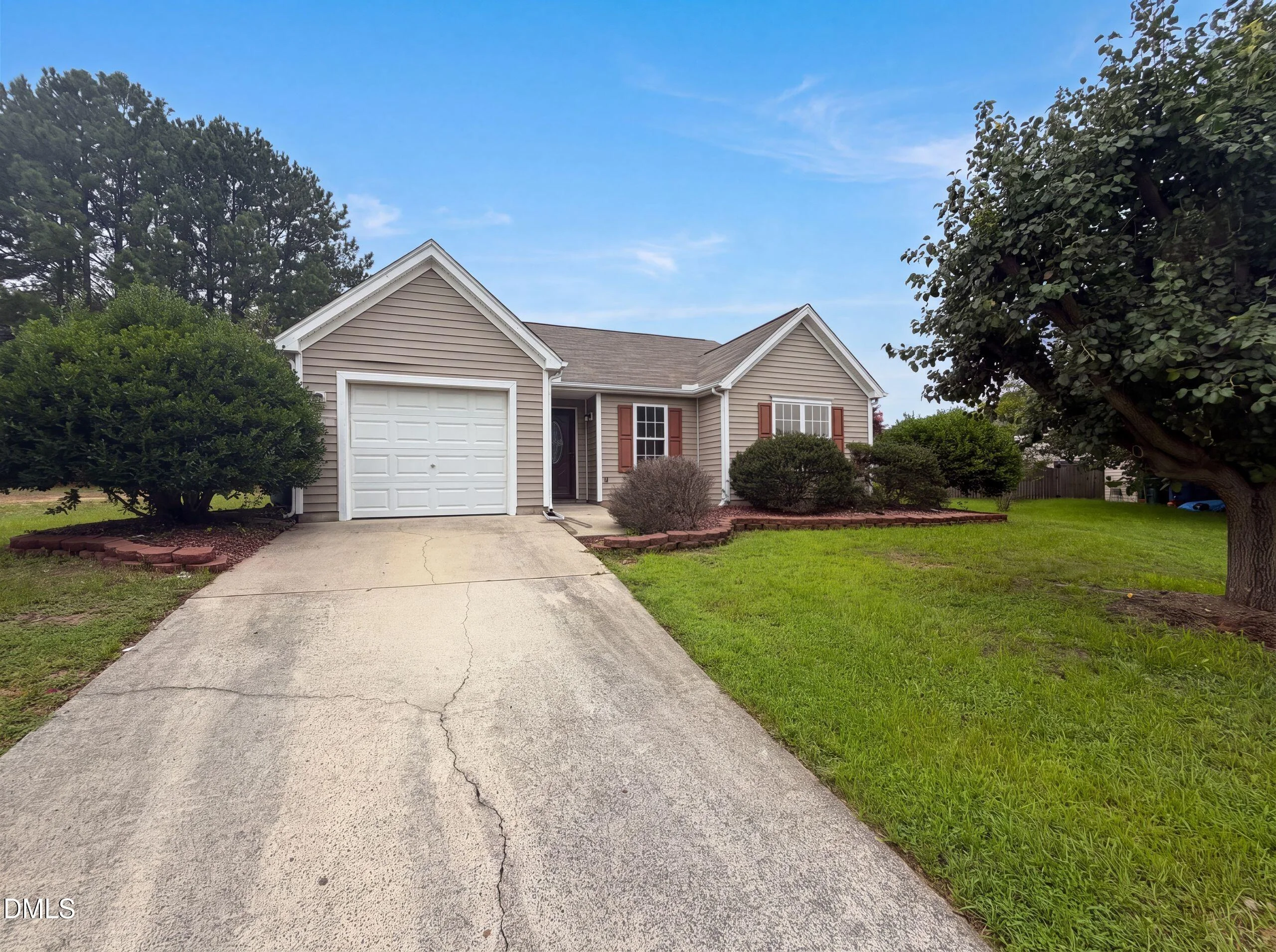 311 Pebble Way