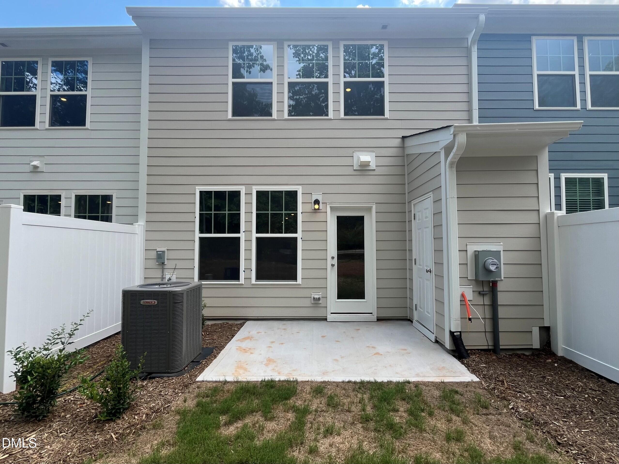 1326 Hammond Drive