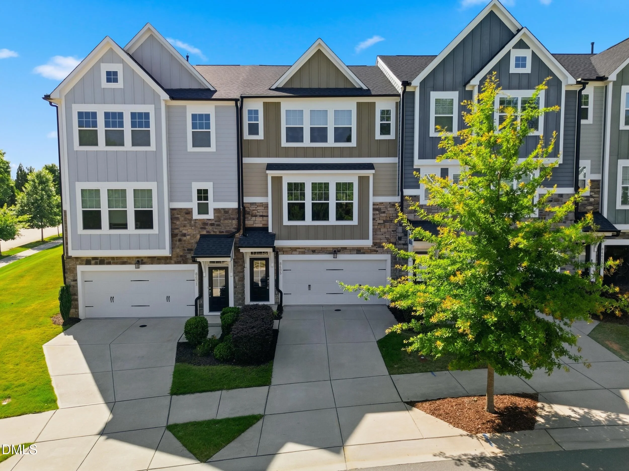 8403 Garnet Rose Lane