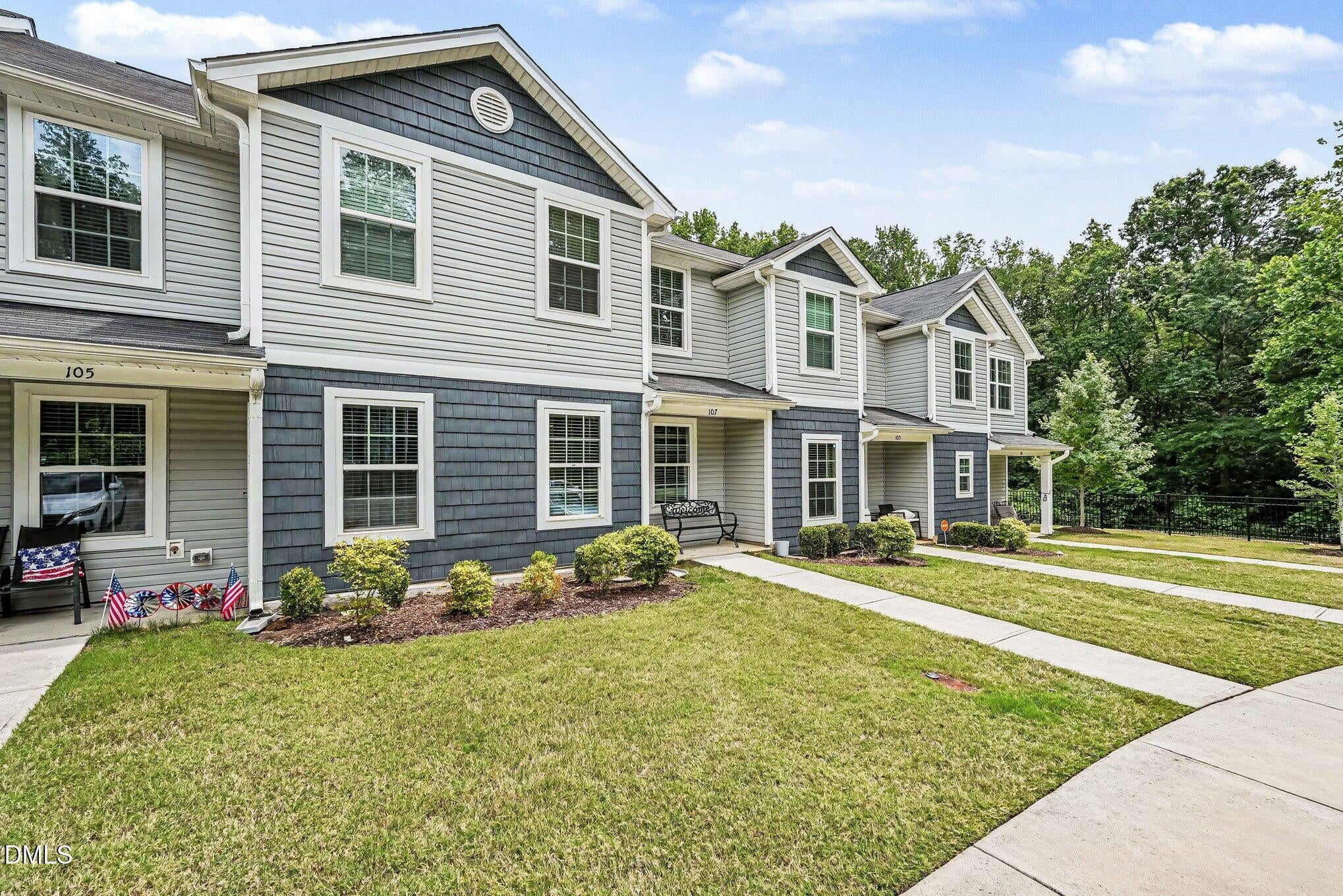 918 E Green Street G107