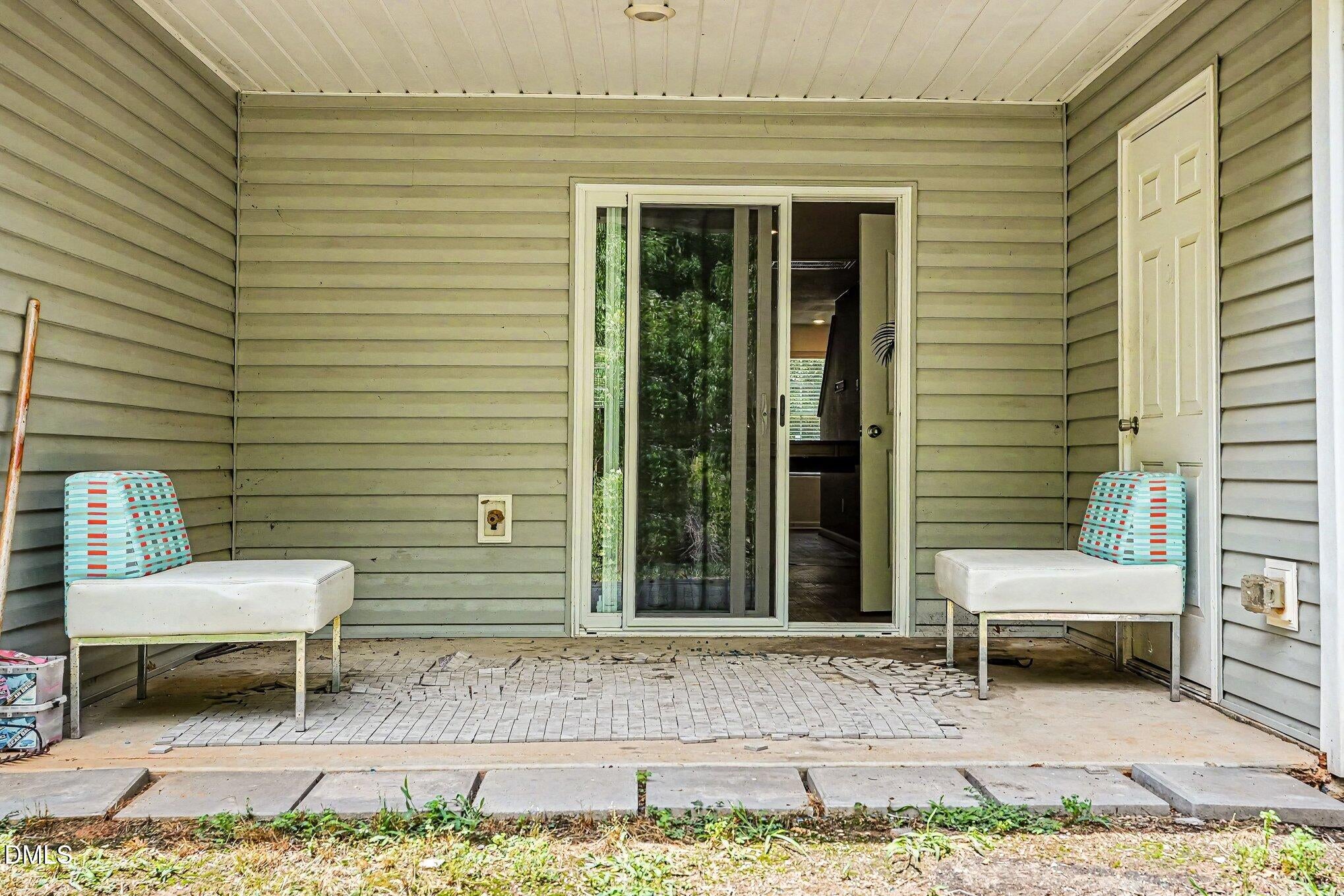 918 E Green Street G107