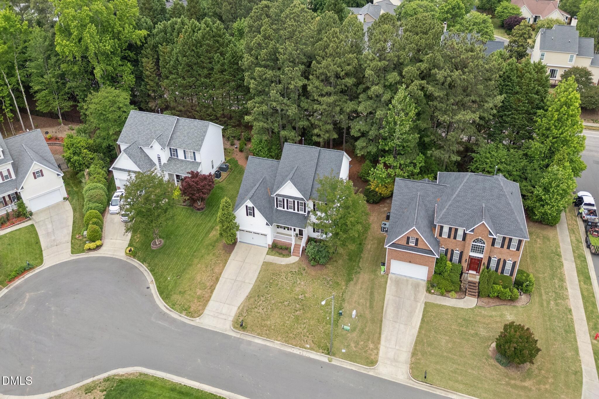 102 Dumont Court