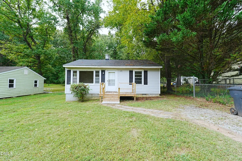 176 Torain Street, photo 1 of 11