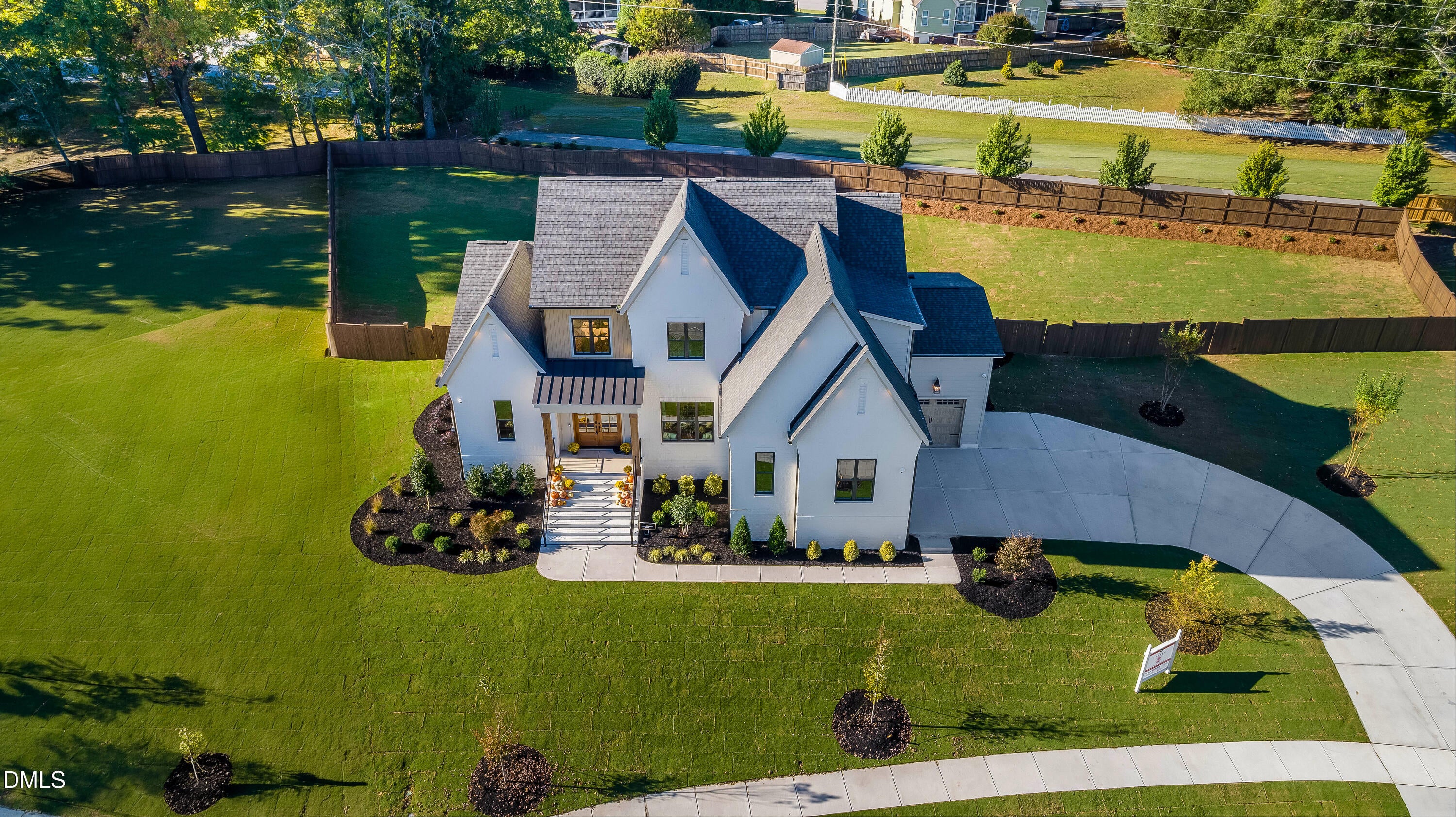 3829 Cobbler Vw Way