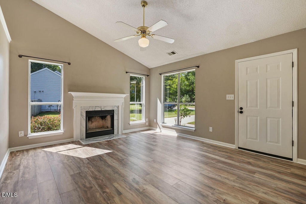 208 Bateau Road