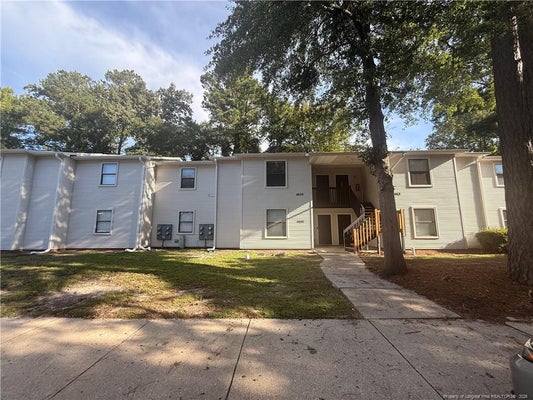 4059 PROFESSIONAL DR, HOPE MILLS, NC 28348 - Image 86985b8da921418b2026317841cbd20a/2658607687
