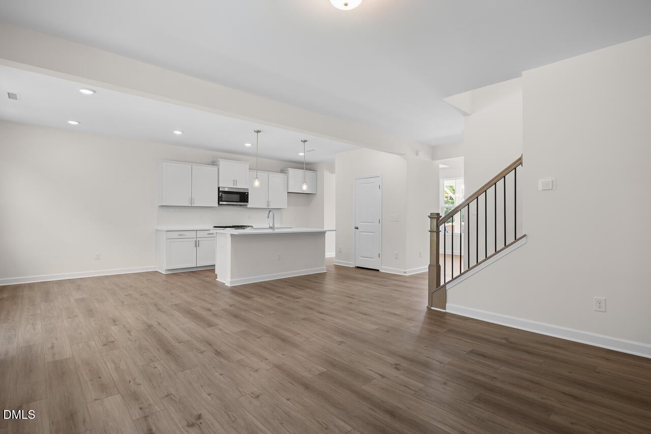 605 Crescent Wood Trail
