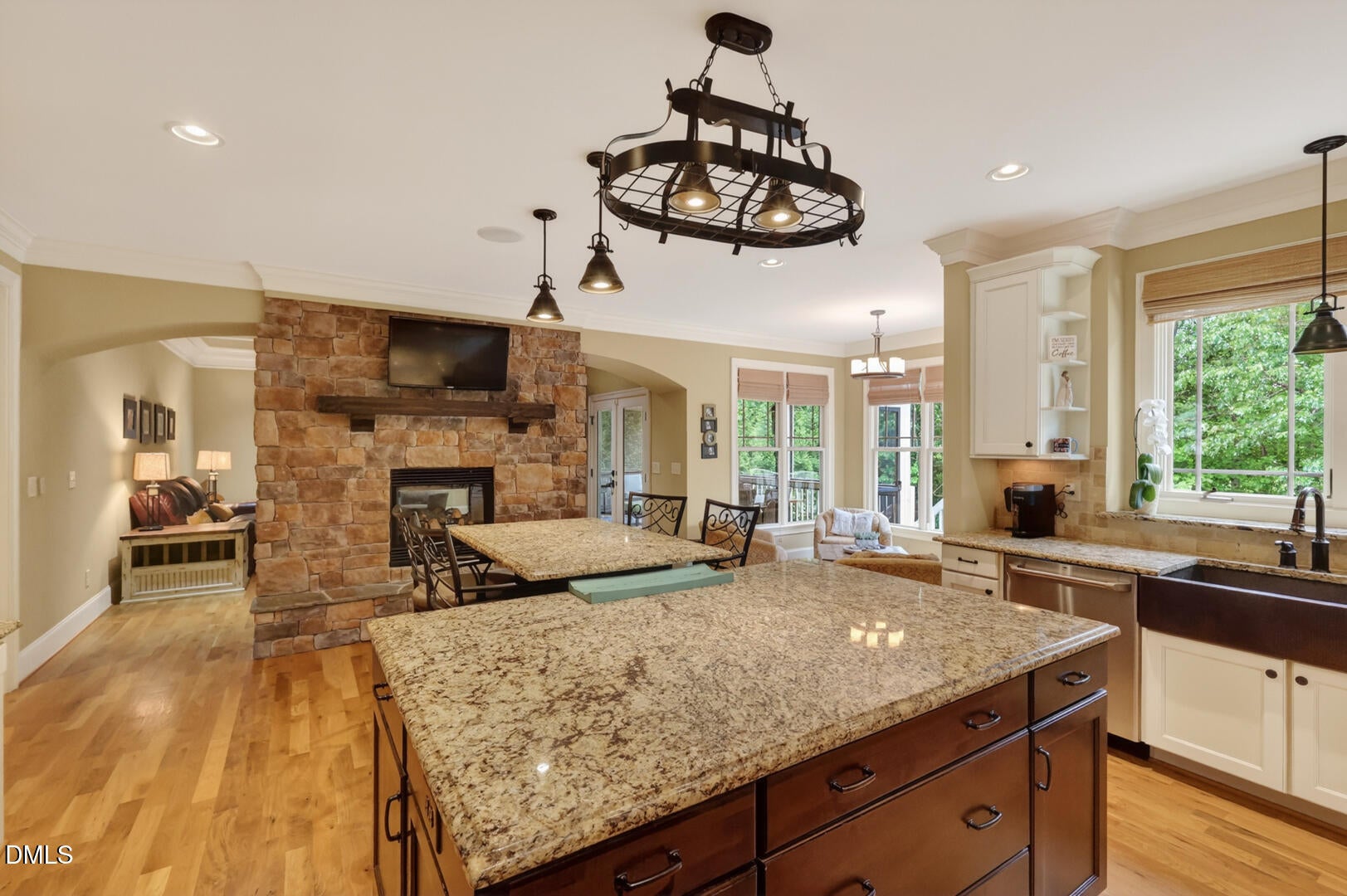409 Shadowdale Lane