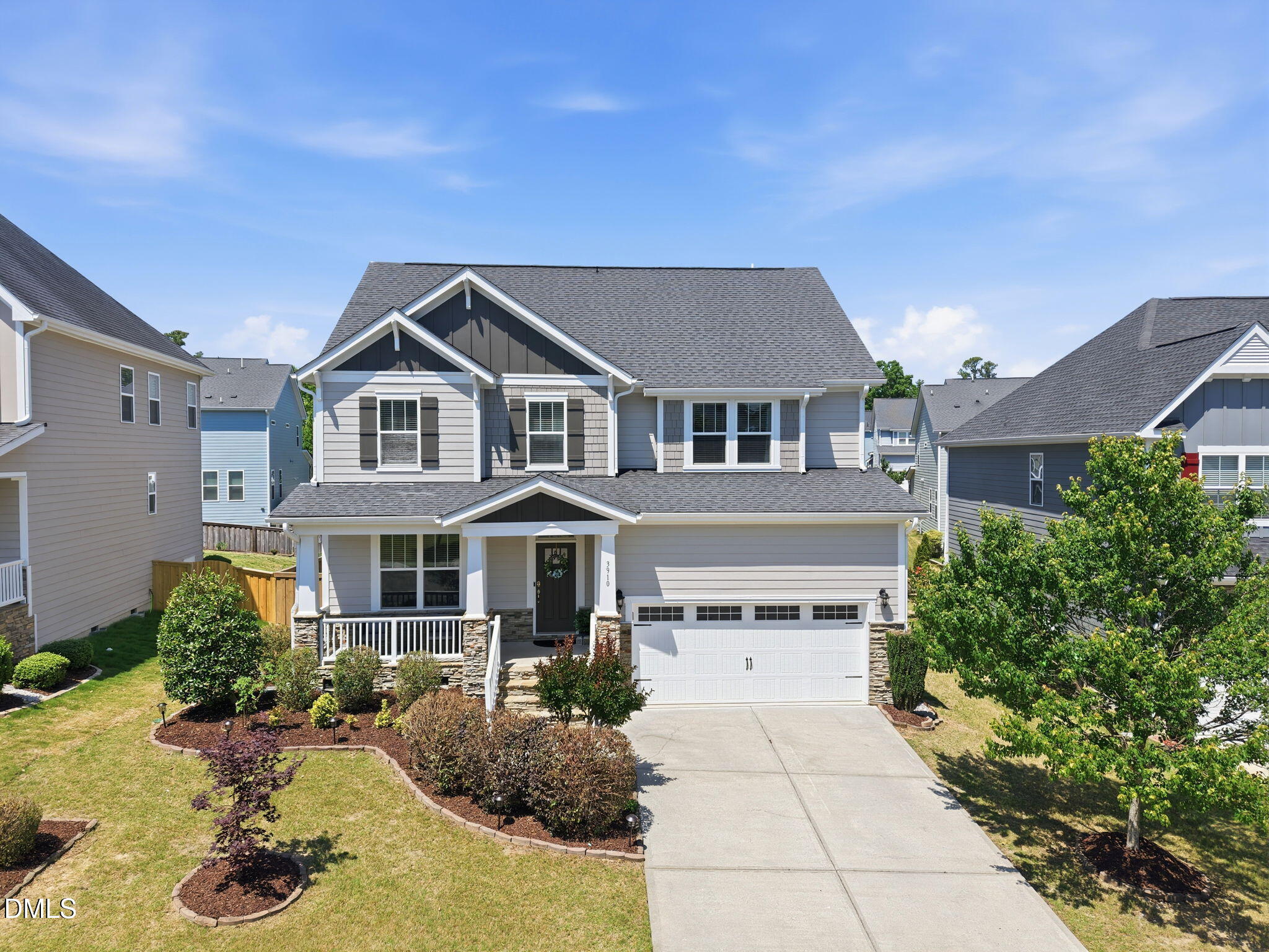 3910 Glorybower Way