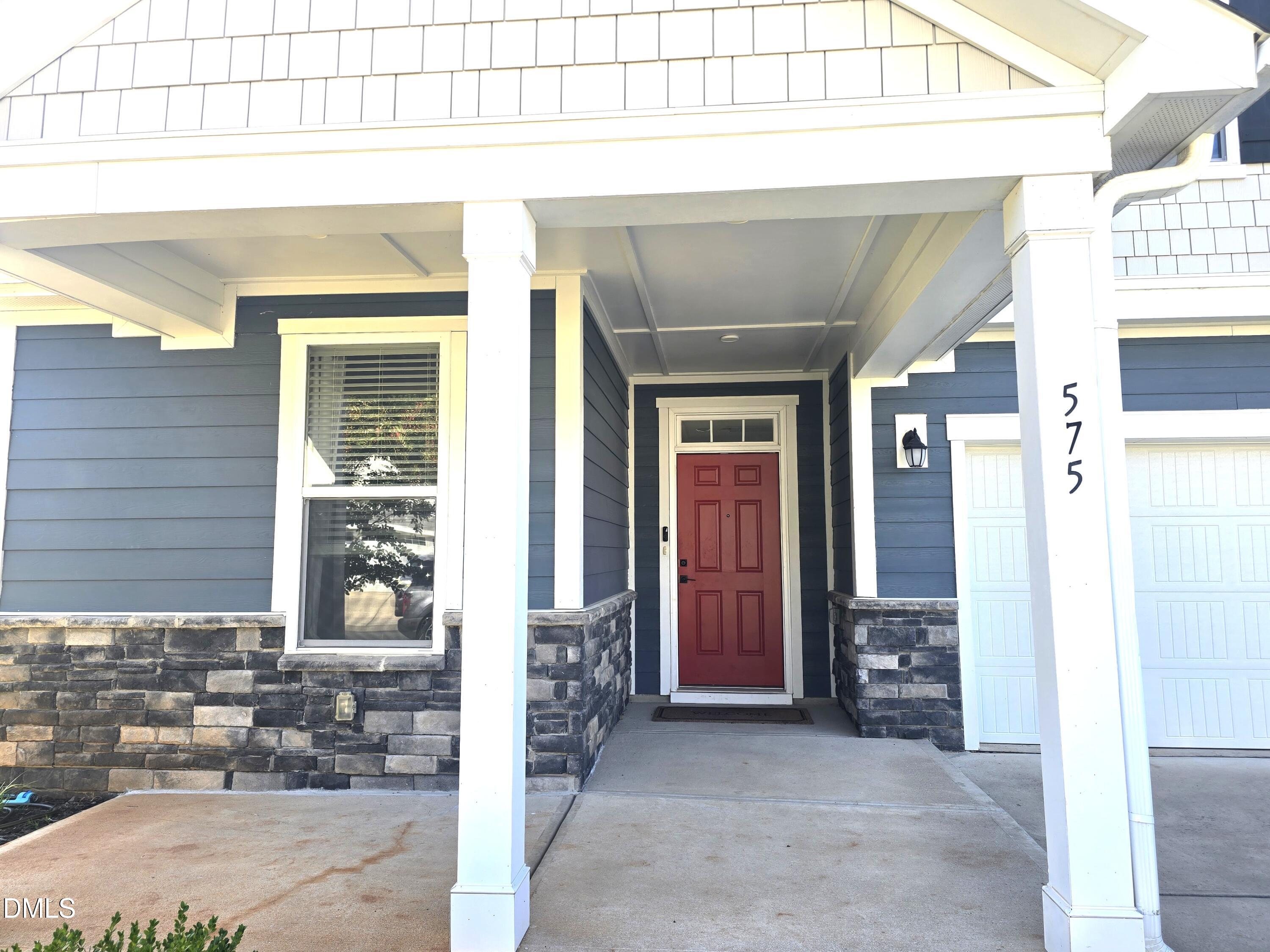 575 Kayak Court