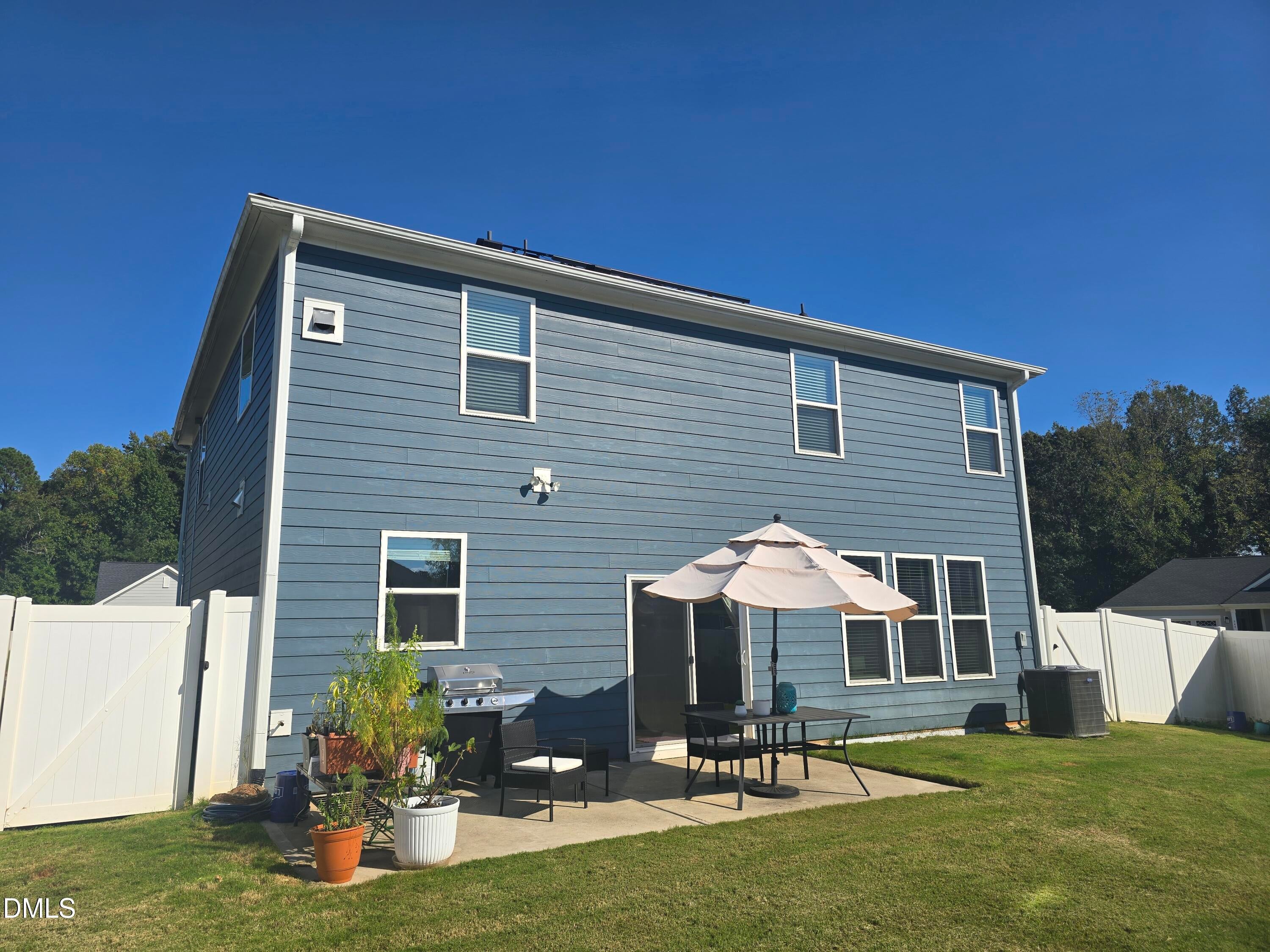 575 Kayak Court