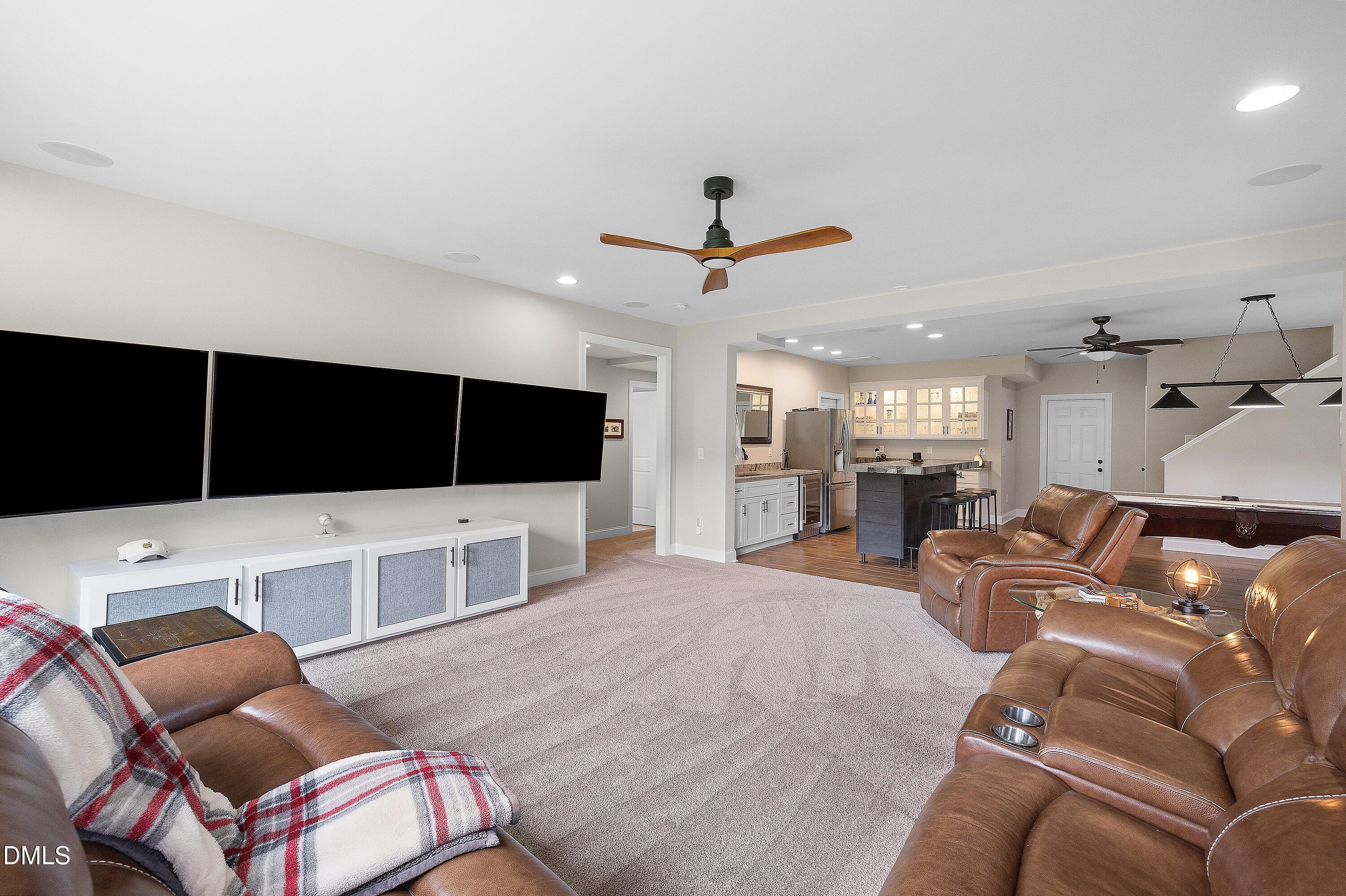 1317 Magnolia Gln Circle