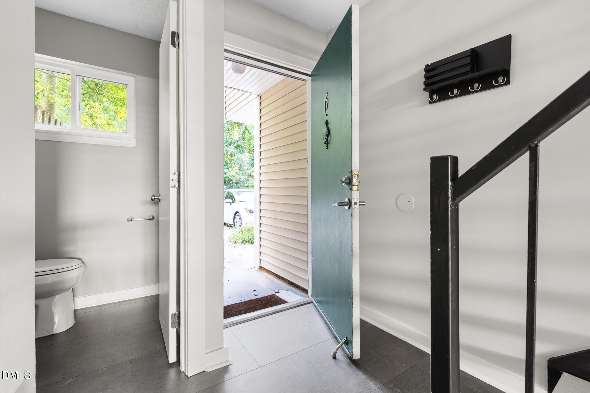 220 Elizabeth Street Apt G15