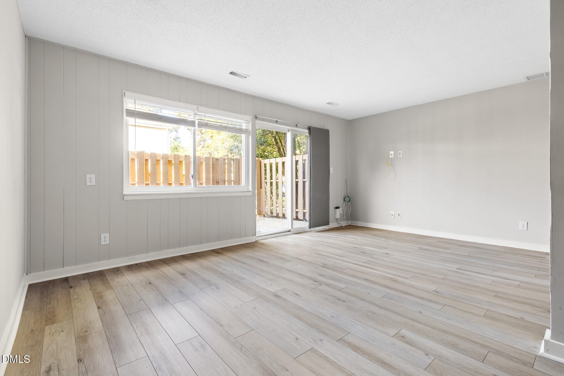 220 Elizabeth Street Apt G15