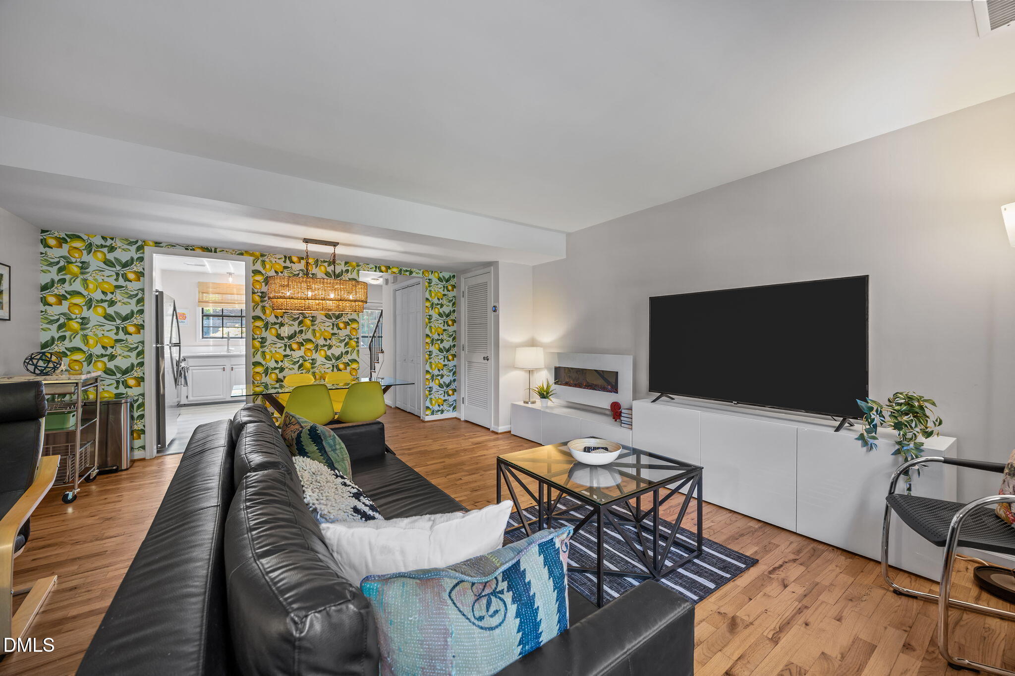 105 Fidelity Street B19