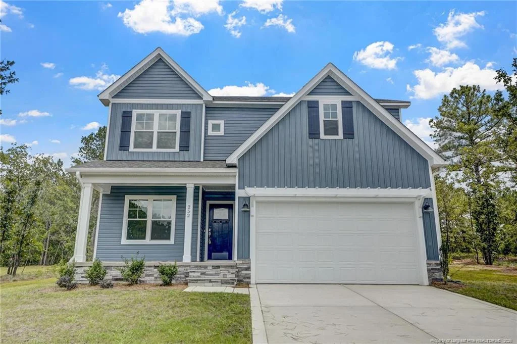 252 Travelers Way
