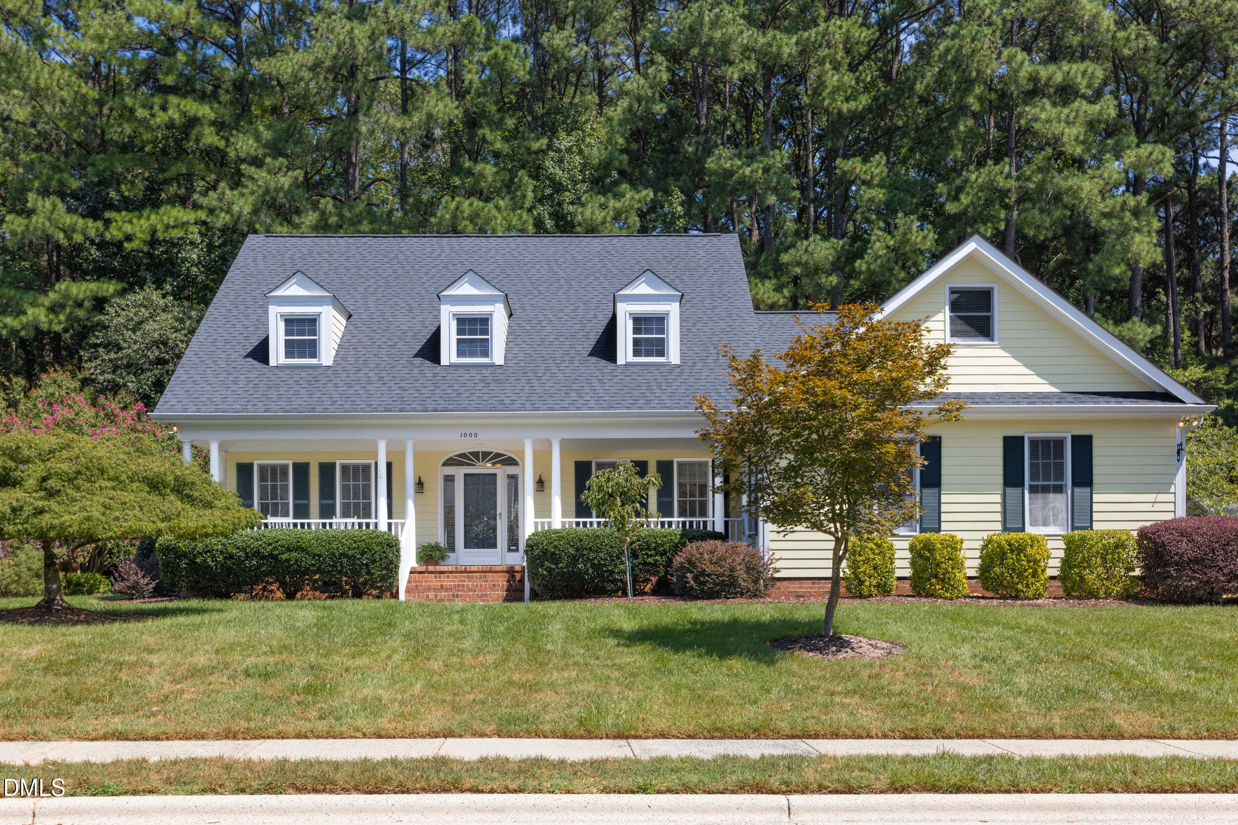 1000 E Oak Drive