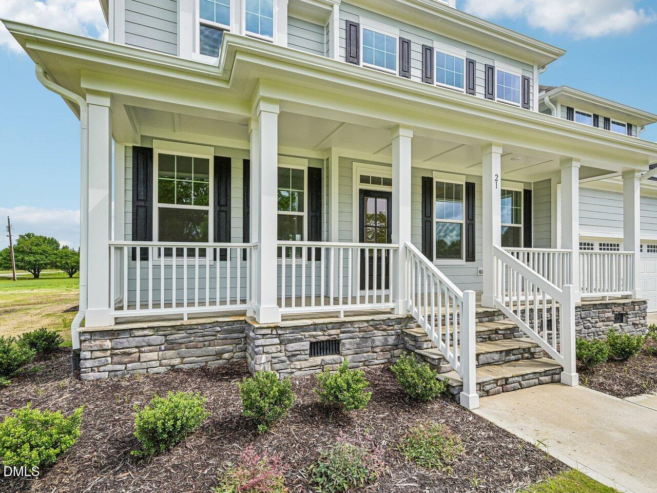 21 Alden Way