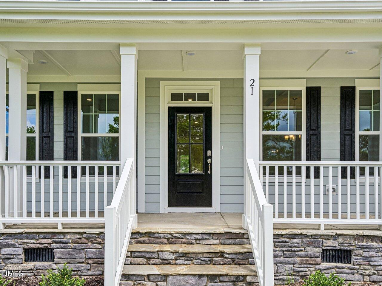 21 Alden Way