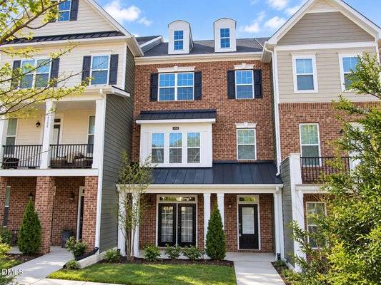 4956 HIGHCROFT DR, CARY, NC 27519 - Image 8af1b0c0465bc9ba97040bbf0b0e1b5b/2505015550