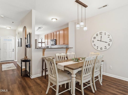 2505 ASHER VIEW CT, RALEIGH, NC 27606 - Image 8b488fce49fda057ec2ce65df5c03275/948383236