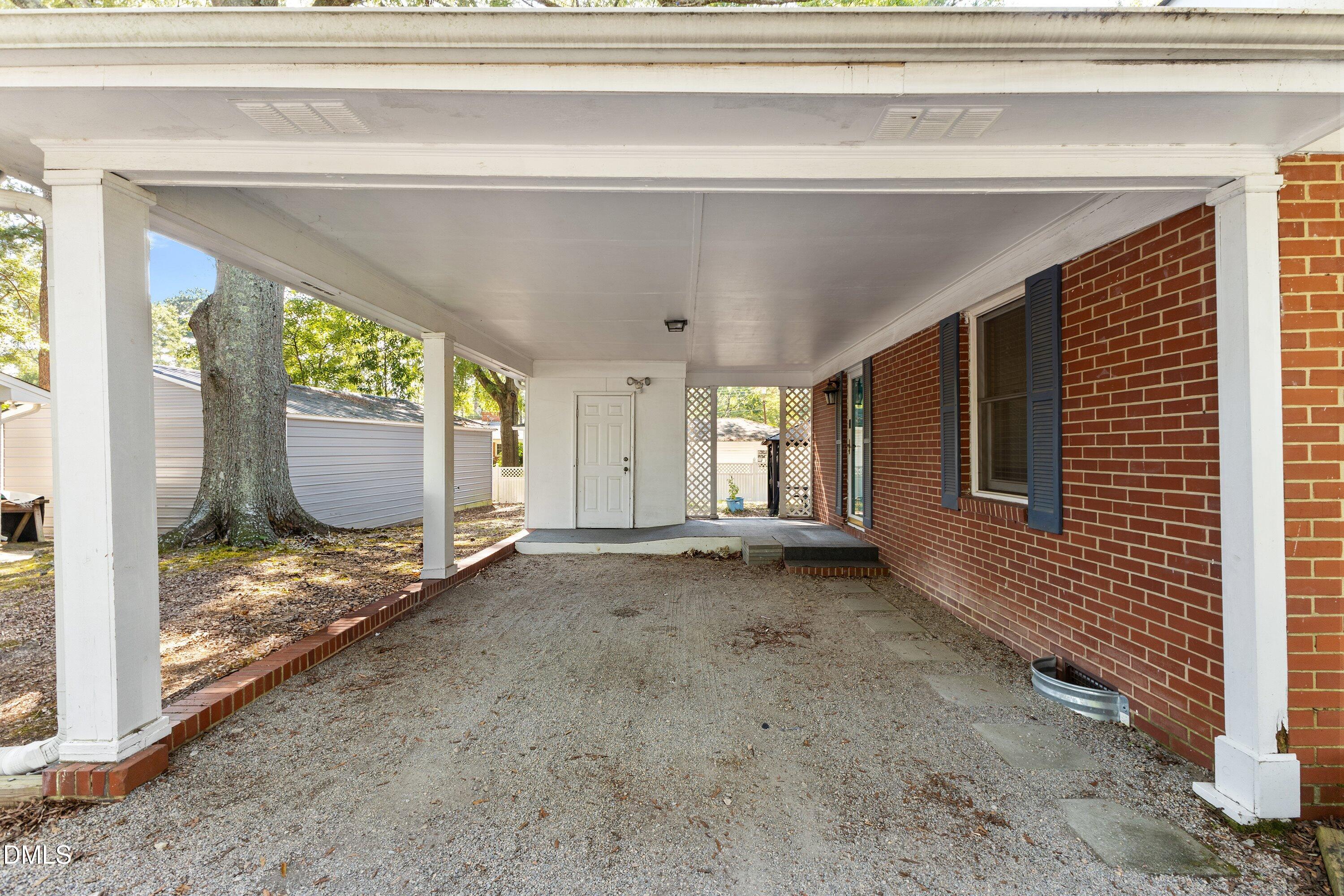 220 Lakewood Drive