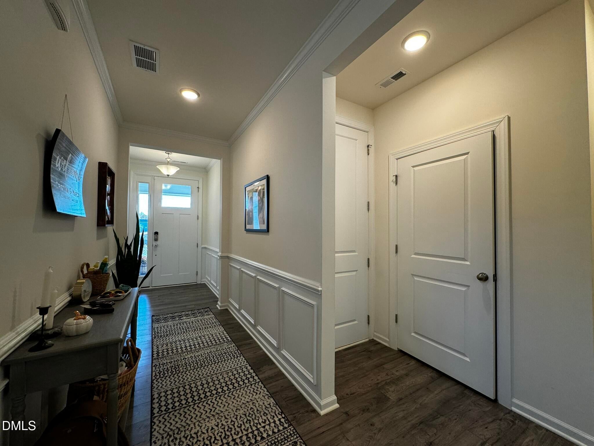 201 Darter Street