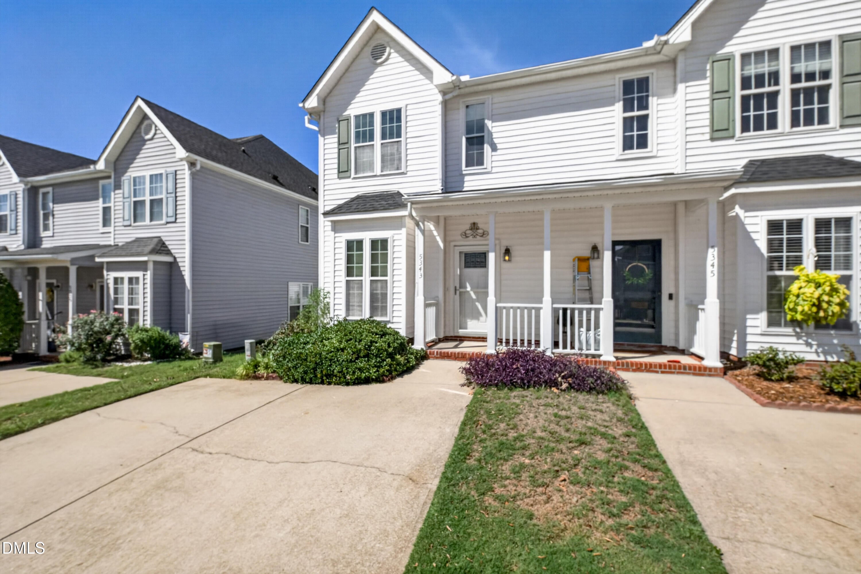5343 Cog Hill Court