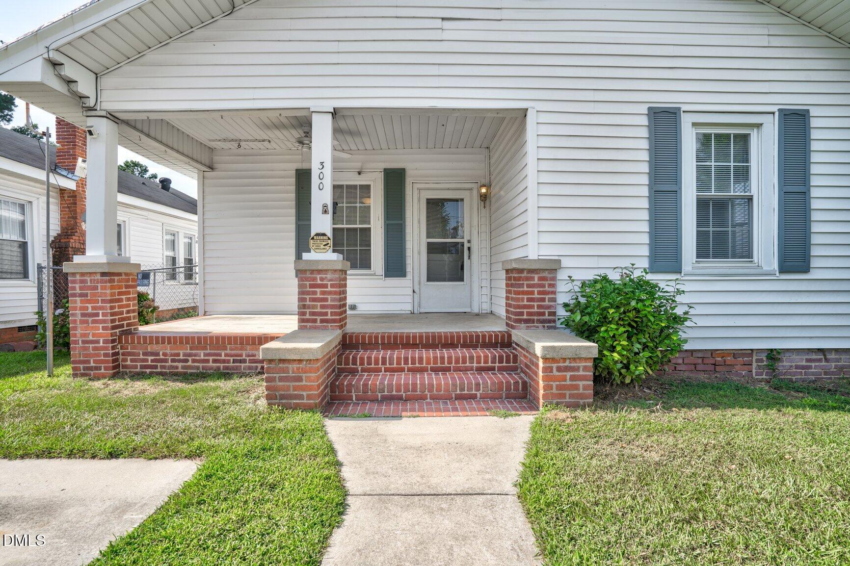 300 W Howard Avenue