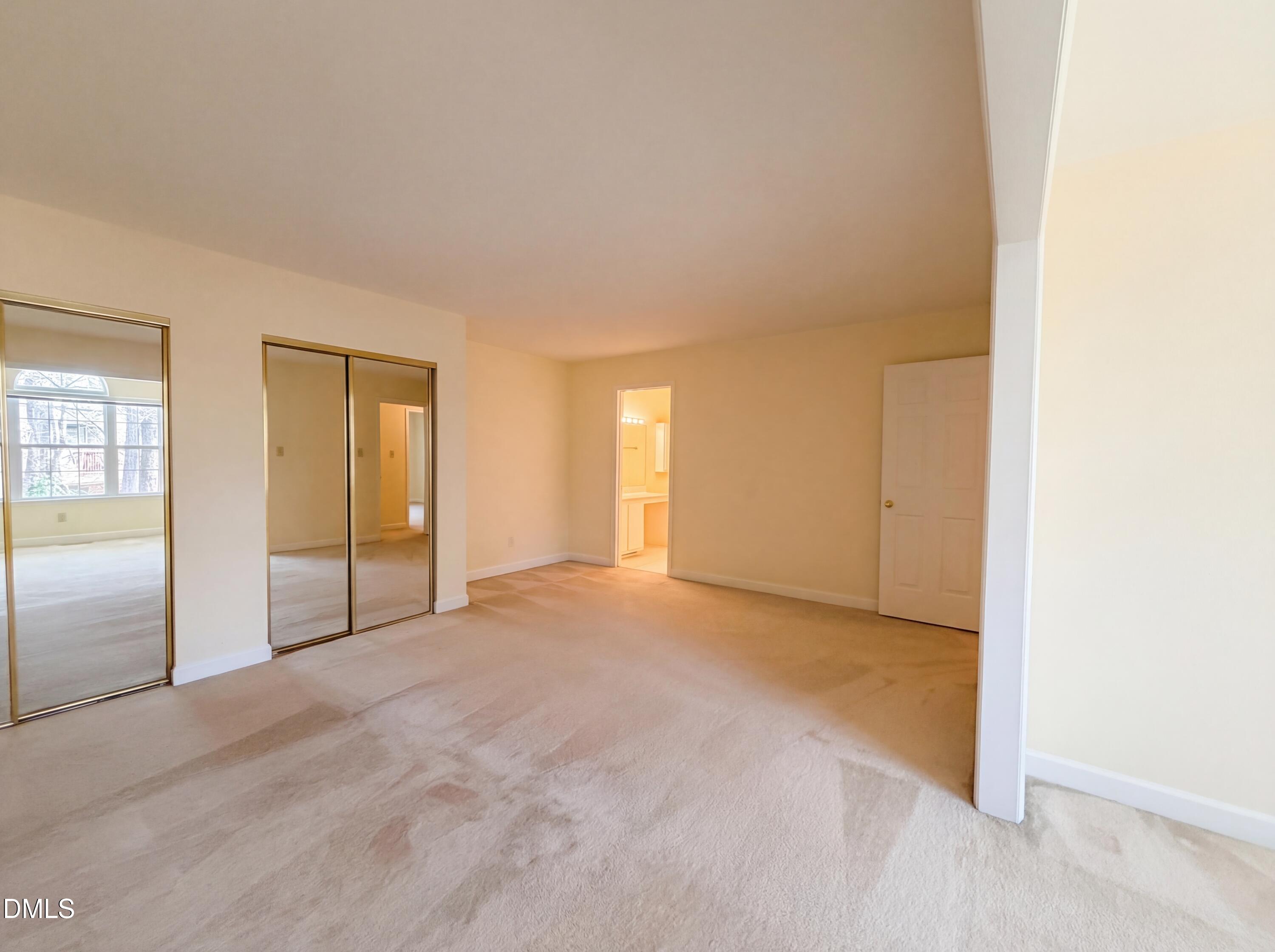 320 Summerwalk Circle