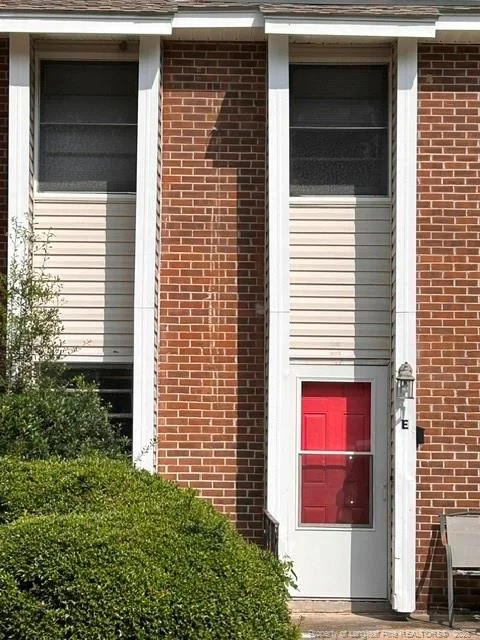 573 Winding Creek Road Unit E
