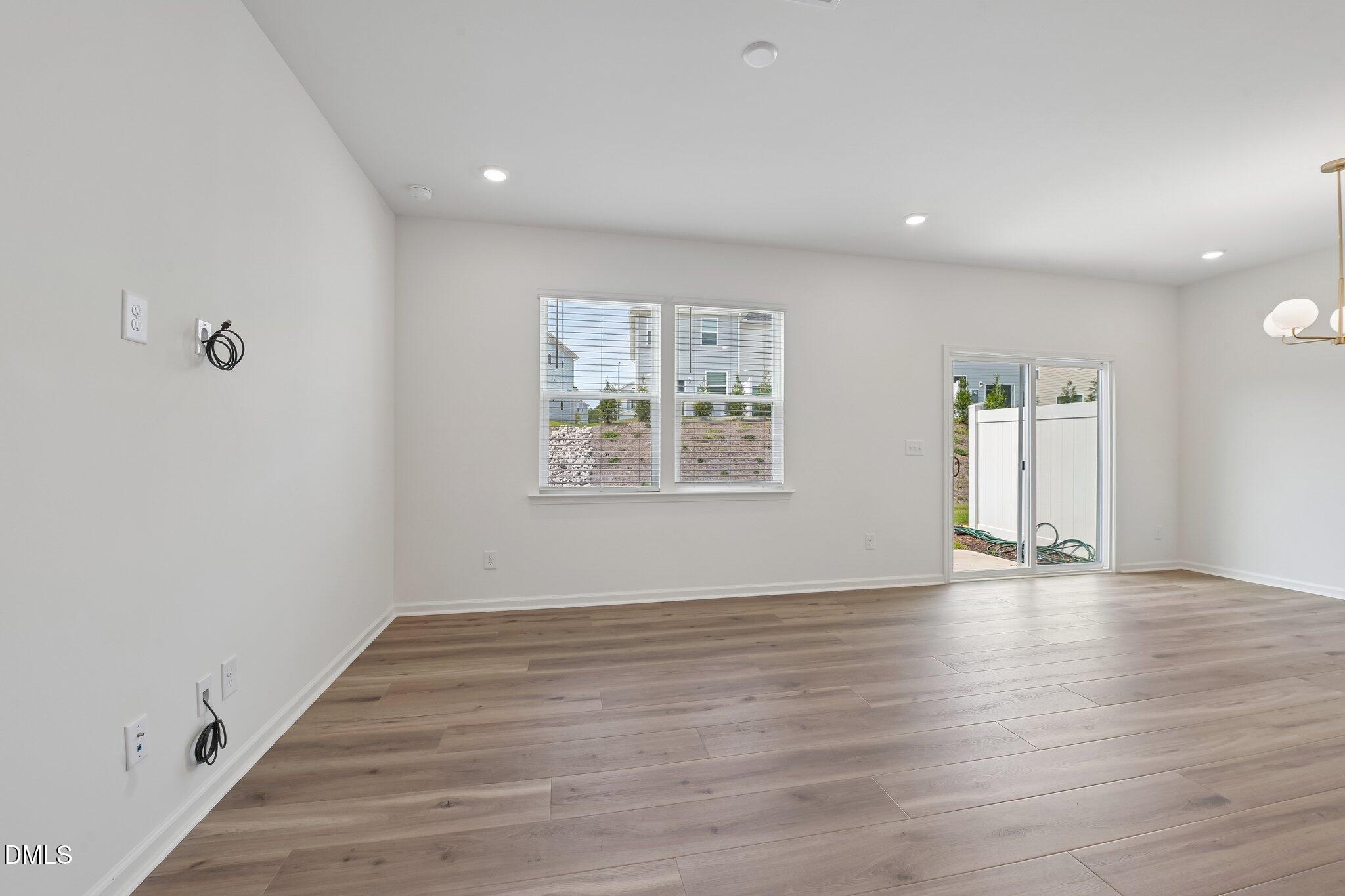 512 Sunset Lake Drive