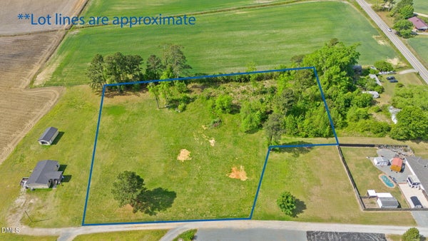 2115 WOODS CROSSROADS RD, BENSON, NC 27504 - Image 8da415d41bbe4ef96af098d7b923b60f/2036866035