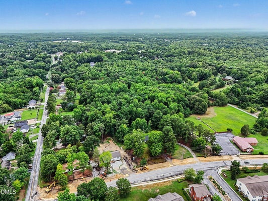 1303 BURTON AVE, HIGH POINT, NC 27262 - Image 8dcfc060a4c96f0fd73244e8de20a78b/2775646606