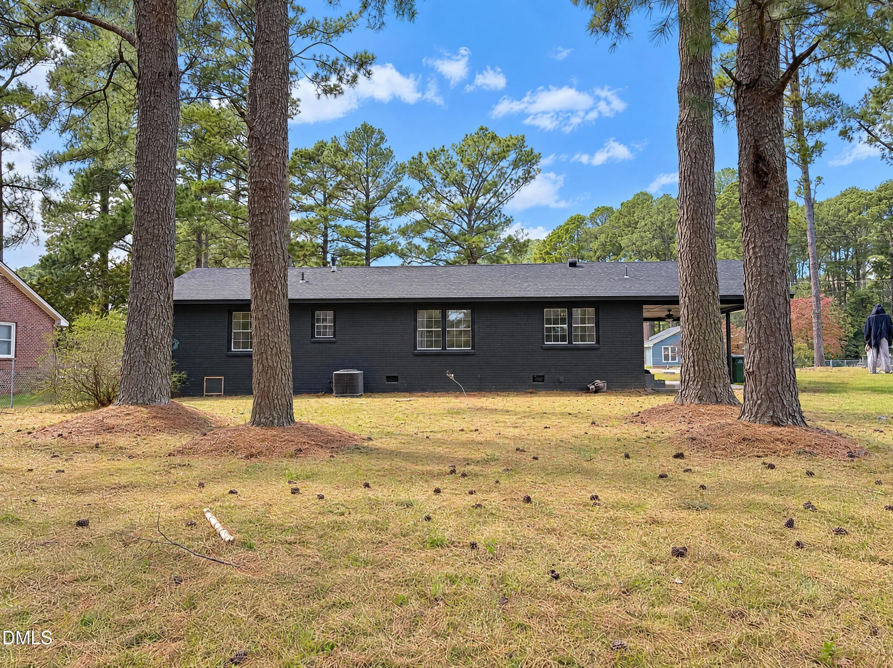 3104 Marlowe Road N