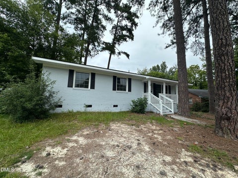 Photo of 113 Beam Circle, Louisburg, NC 27549 (MLS # 10191109)