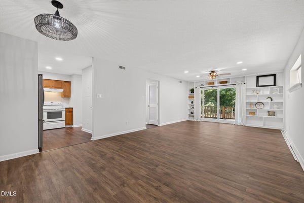 546 PINE RIDGE PL, RALEIGH, NC 27609 - Image 8ef16bceb948e4be3233d094c4f4b023/2125296079