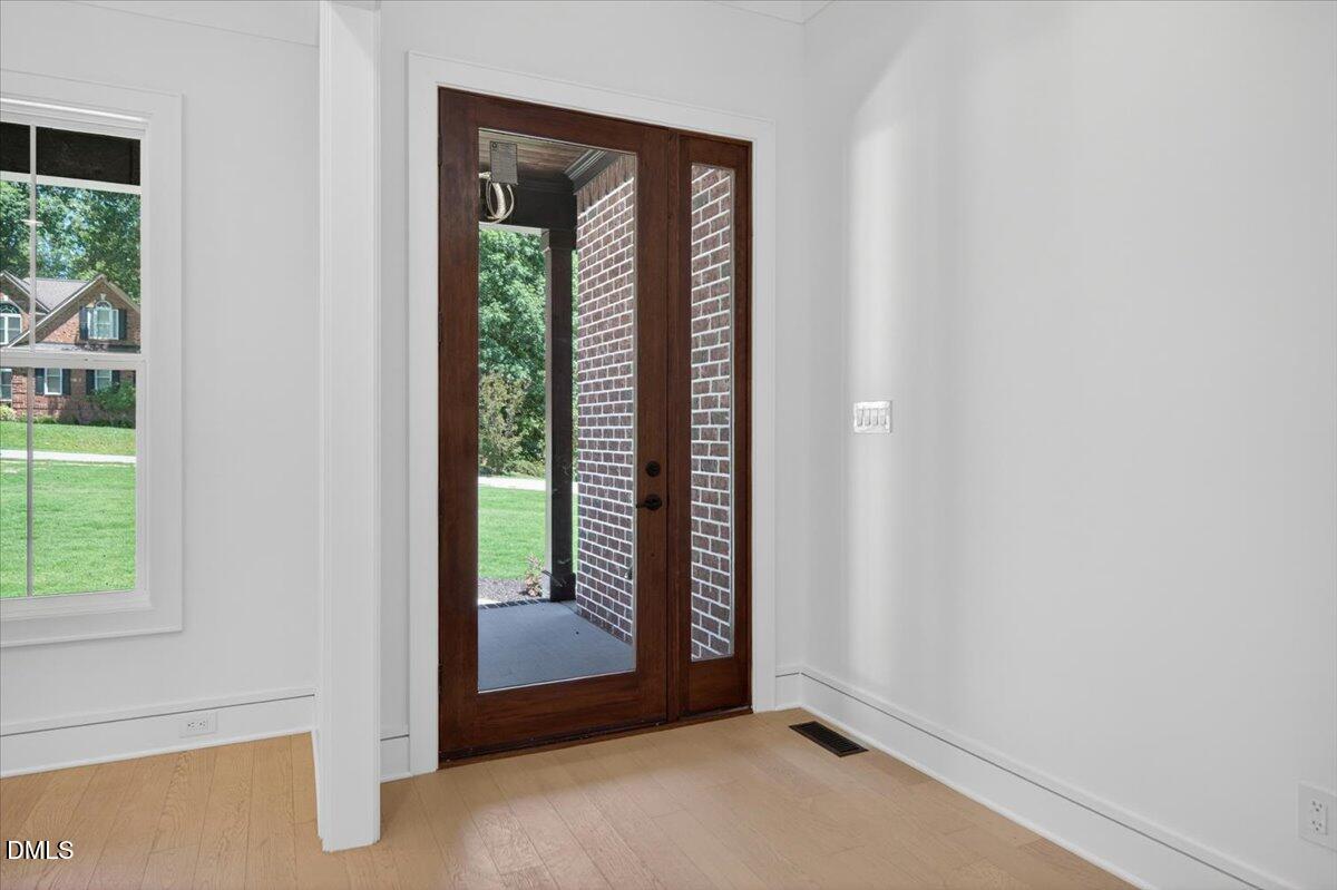 86 Fort Boone Court